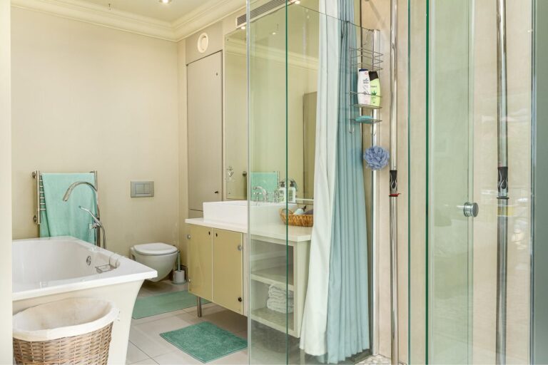 LUXURY CAPE ROYAL (9)