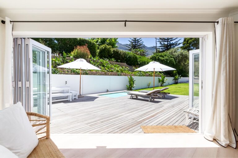 MALIBU COTTAGE- HOUT BAY (23)