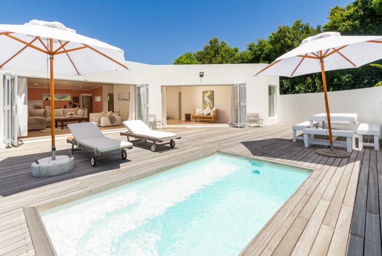 MALIBU COTTAGE- HOUT BAY (40)