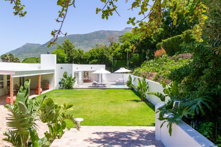 MALIBU COTTAGE- HOUT BAY (48)