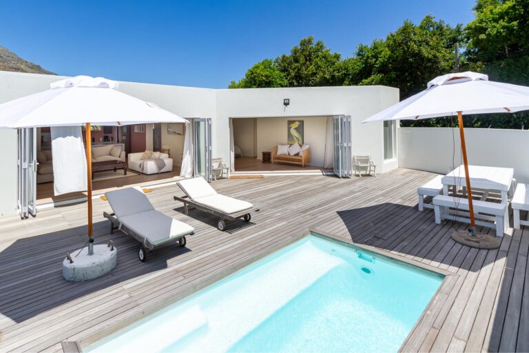 MALIBU COTTAGE- HOUT BAY (51)
