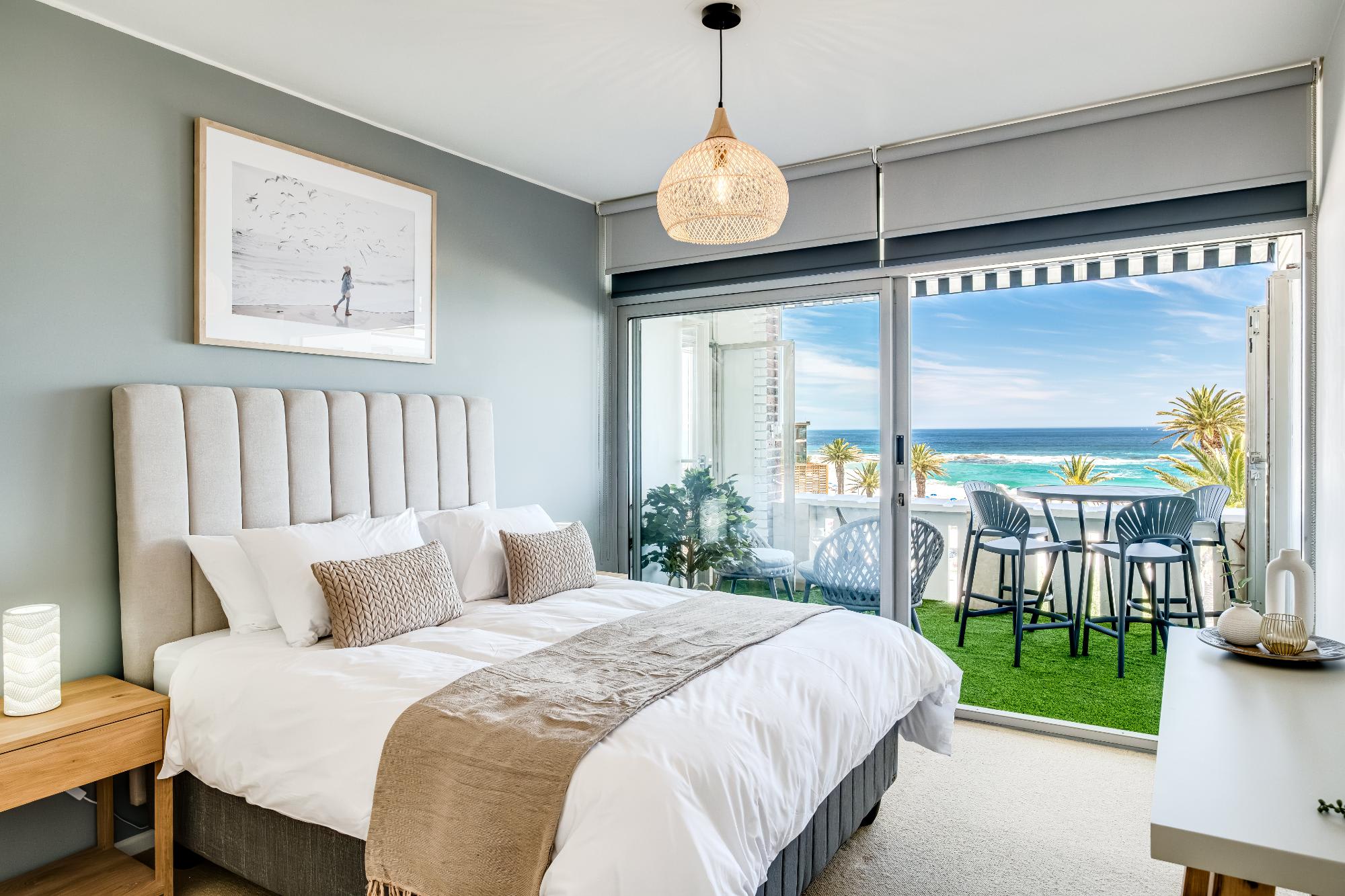 Photo inspiration: Picture Idea: Palm Bay Luxury Apartment Close To The Beach Escape