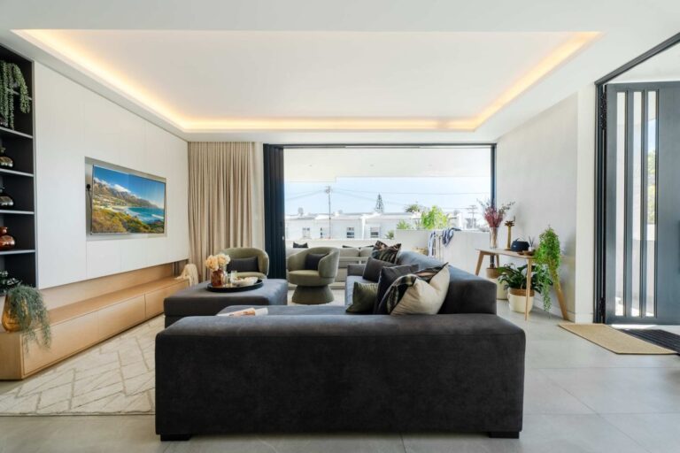 Terrace royal apartment (29)