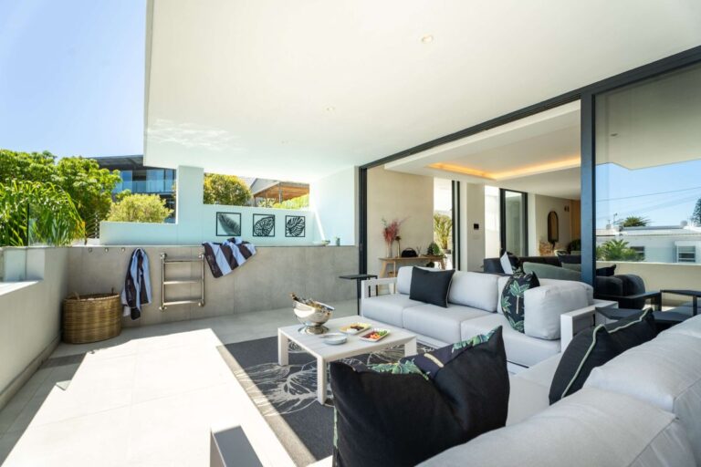 Terrace royal apartment (33)