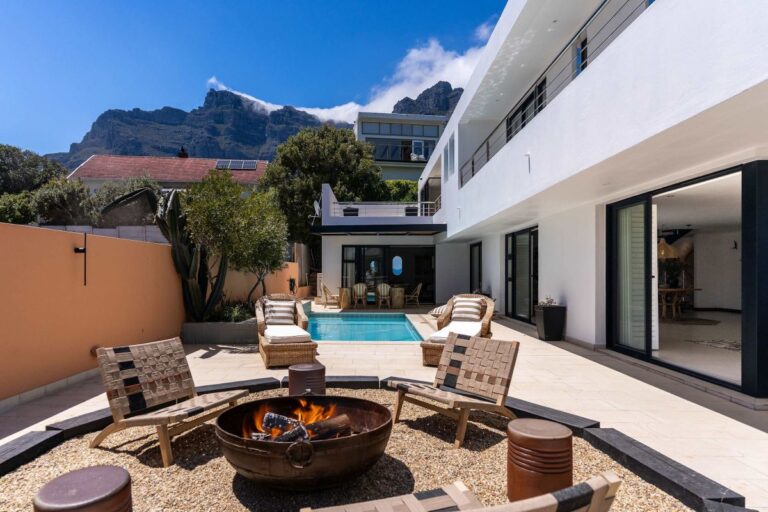 CAPE HOUSE (4)
