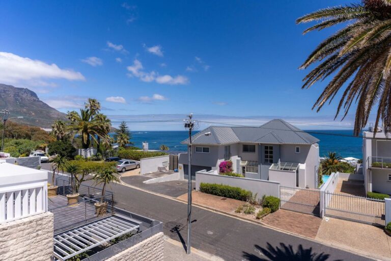 CAPE HOUSE (42)