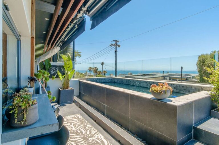 OASIS ON JOUBERT (15)