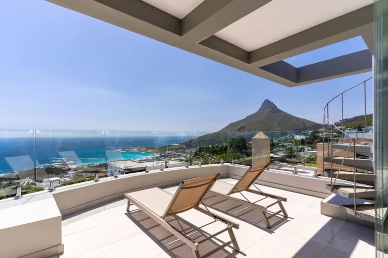 THE SUMMIT AT CAMPS BAY (40)
