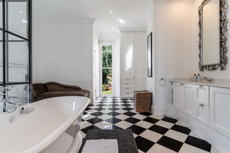 Gatsby Noir Villa (20)