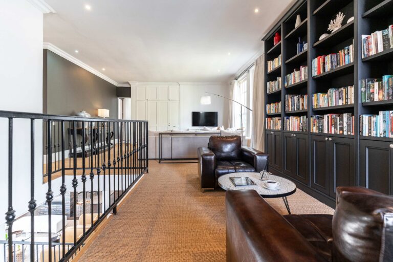 Gatsby Noir Villa (27)