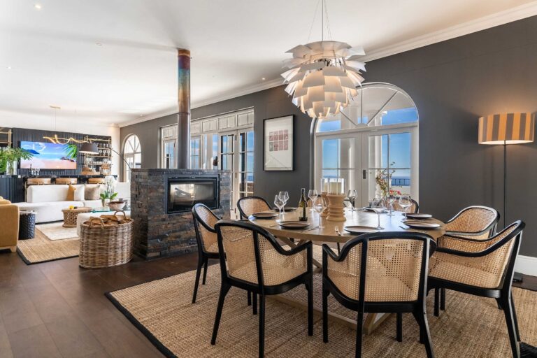 Gatsby Noir Villa (36)