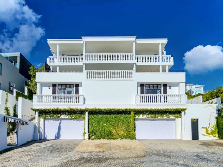 Gatsby Noir Villa (45)
