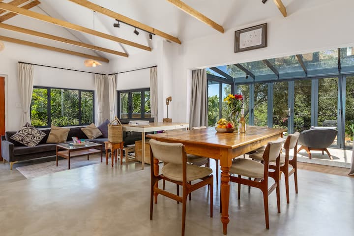 Squirrell Garden House (12)