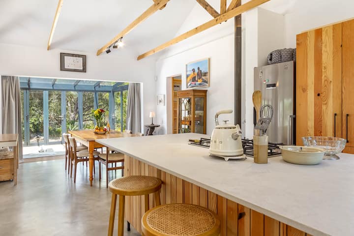 Squirrell Garden House (13)