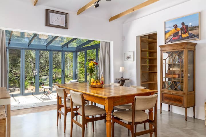 Squirrell Garden House (14)