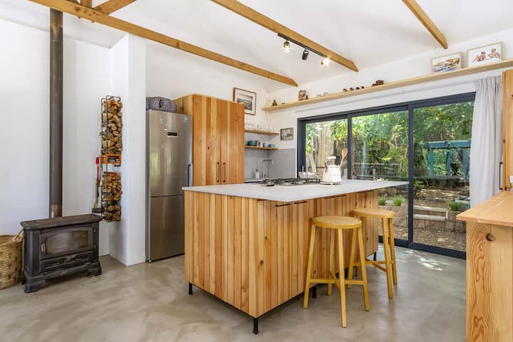 Squirrell Garden House (9)