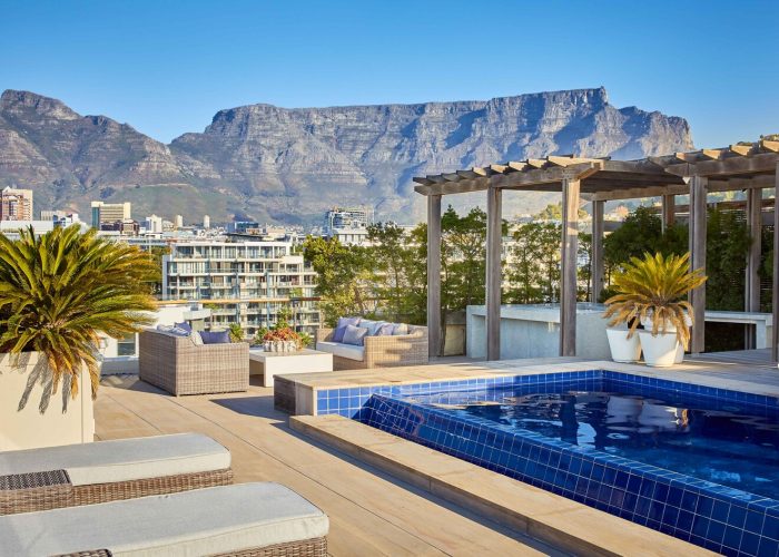 OO_CapeTown_Penthouse_PoolDeck_127